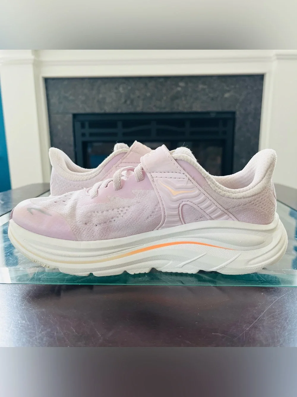 Sz 1.5 Hoka Clifton 10 Little Kids Running Shoes lilac cream/tangerine glow